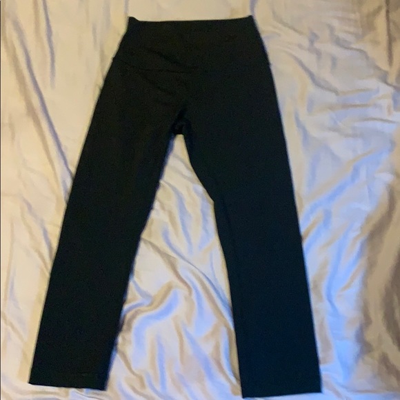 ❌SOLD❌Lululemon Wunder Under Black leggings 25” - Picture 1 of 2